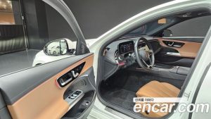 Mercedes-Benz E-Class E200 Avantgarde 2024 года из Южной Кореи