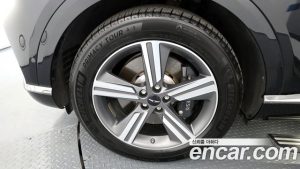 Genesis GV80 2.5T Бензин AWD 2024 года из Южной Кореи