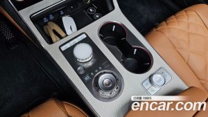Genesis GV80 2.5T Бензин AWD 2025 года из Южной Кореи
