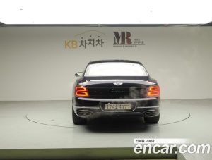 Bentley Flying Spur 4.0 2022 года из Южной Кореи