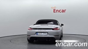 Porsche 718 4.0 GTS 2024 года из Южной Кореи