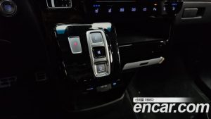 Hyundai Staria Lounge 9-Seater 2025 года из Южной Кореи