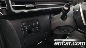 Hyundai Staria Lounge 9-Seater 2025 года из Южной Кореи