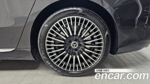 Mercedes-Benz EQS EQS450 4MATIC 2023 года из Южной Кореи
