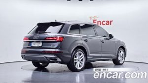 Audi Q7 45 TDI 4WD Premium 2023 года из Южной Кореи