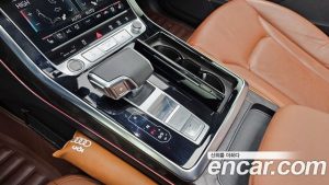 Audi Q7 45 TDI 4WD Premium 2023 года из Южной Кореи