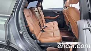 Audi Q7 45 TDI 4WD Premium 2023 года из Южной Кореи