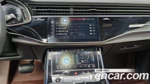Audi Q7 45 TDI 4WD Premium 2023 года из Южной Кореи