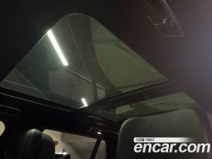 Land Rover Range Rover P530 SV LWB 2023 года из Южной Кореи