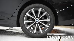 BMW 3-Series 320i 2024 года из Южной Кореи