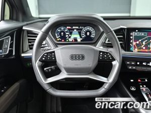 Audi Q4 e-tron 45 Premium 2025 года из Южной Кореи