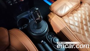 Mini Cooper 5Door CLASSIC 2024 года из Южной Кореи