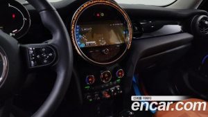 Mini Cooper 5Door CLASSIC 2024 года из Южной Кореи