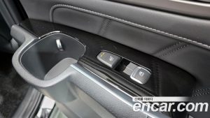 Kia Sorento Бензин 2.5T 4WD 2024 года из Южной Кореи