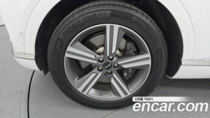 Genesis GV80 2.5T Бензин AWD 2024 года из Южной Кореи