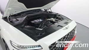 Genesis GV80 2.5T Бензин AWD 2024 года из Южной Кореи