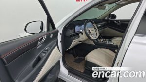 Genesis GV80 2.5T Бензин AWD 2024 года из Южной Кореи