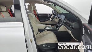 Genesis GV80 2.5T Бензин AWD 2024 года из Южной Кореи