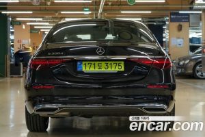 Mercedes-Benz S-Class S350 d 4MATIC 2025 года из Южной Кореи