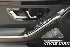 Mercedes-Benz S-Class S350 d 4MATIC 2025 года из Южной Кореи