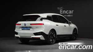 BMW iX xDrive50 Sport Plus 2024 года из Южной Кореи