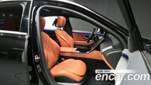 Mercedes-Benz S-Class S400 d 4MATIC 2023 года из Южной Кореи
