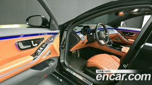 Mercedes-Benz S-Class S400 d 4MATIC 2023 года из Южной Кореи