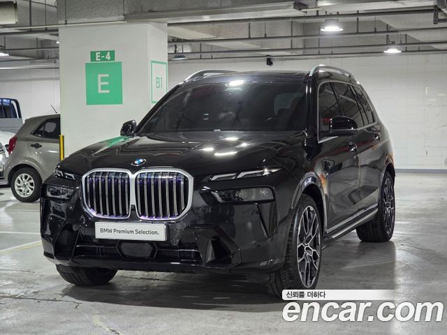 BMW X7 xDrive 40i M Sport 7-Seater 2024 года из Кореи