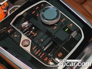 BMW X7 xDrive 40i M Sport 7-Seater 2024 года из Южной Кореи