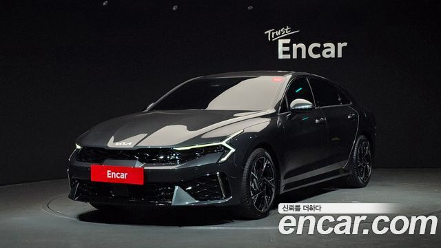 Kia K5 Signature 2024 года из Кореи
