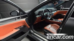Kia K5 Signature 2024 года из Южной Кореи