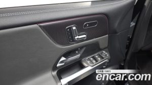 Mercedes-Benz EQB EQB300 4MATIC 2023 года из Южной Кореи