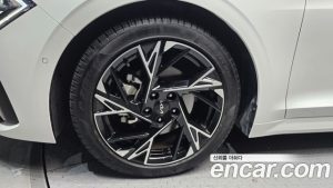 Kia K5 1.6 Turbo 2024 года из Южной Кореи