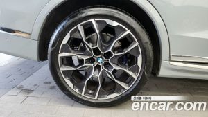 BMW X7 xDrive 40d M Sport 7-Seater 2024 года из Южной Кореи