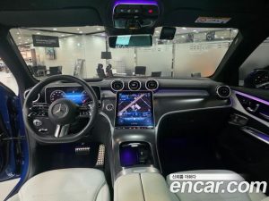 Mercedes-Benz GLC-Class GLC300 4MATIC AMG Line 2024 года из Южной Кореи