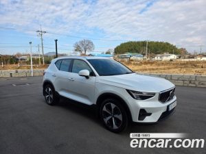 Volvo XC40 B4 ULTIMATE Bright 2023 года из Южной Кореи