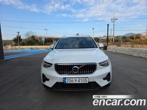 Volvo XC40 B4 ULTIMATE Bright 2023 года из Южной Кореи
