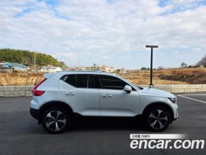 Volvo XC40 B4 ULTIMATE Bright 2023 года из Южной Кореи
