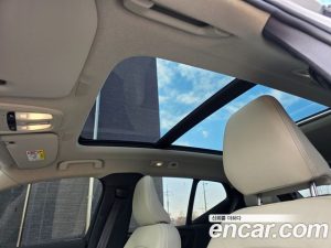 Volvo XC40 B4 ULTIMATE Bright 2023 года из Южной Кореи