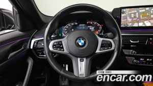 BMW 5-Series 520i M Sport 2023 года из Южной Кореи