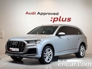 Audi Q7 45 TDI 4WD Premium 2023 года из Южной Кореи
