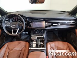 Audi Q7 45 TDI 4WD Premium 2023 года из Южной Кореи