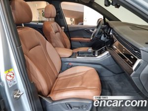 Audi Q7 45 TDI 4WD Premium 2023 года из Южной Кореи