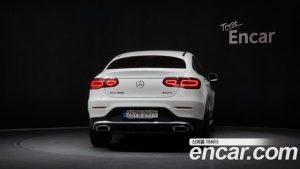 Mercedes-Benz GLC-Class GLC300 4MATIC Coupe 2023 года из Южной Кореи