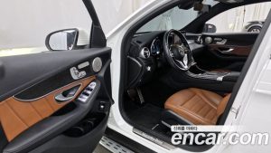 Mercedes-Benz GLC-Class GLC300 4MATIC Coupe 2023 года из Южной Кореи