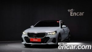 BMW 5-Series 520i Special Edition 2025 года из Южной Кореи