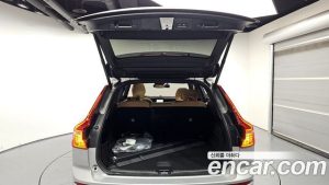 Volvo XC60 T8 ULTIMATE Bright 2022 года из Южной Кореи
