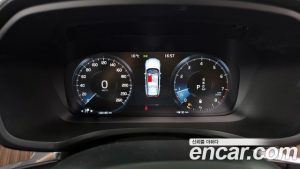 Volvo V60 B5 PRO AWD 2022 года из Южной Кореи