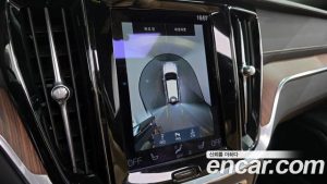 Volvo V60 B5 PRO AWD 2022 года из Южной Кореи