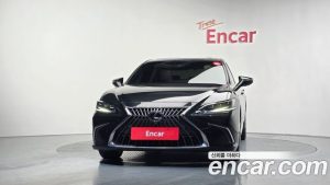 Lexus ES Executive 2023 года из Южной Кореи